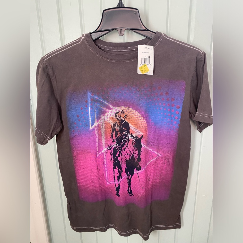 Echo Park entertainment, western horse style short sleeve T-shirt,women’s size S
